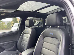VW Tiguan 2.0 TSI R DSG*AHK*Leder*Schiebedach*Akrapovic*