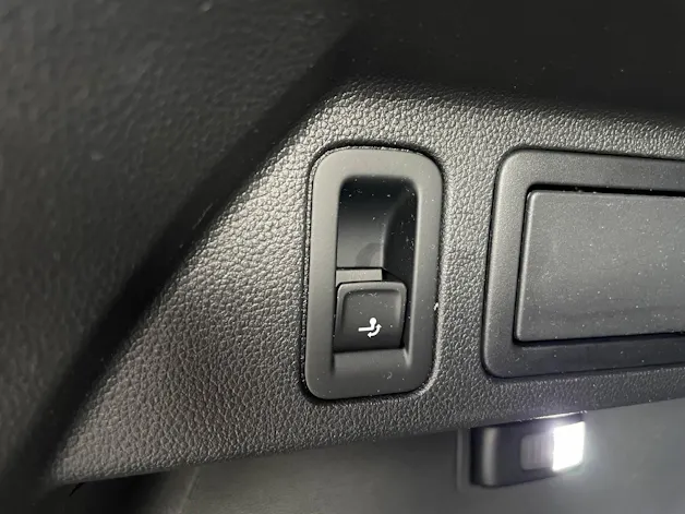 VW Tiguan 2.0 TSI R DSG*AHK*Leder*Schiebedach*Akrapovic*