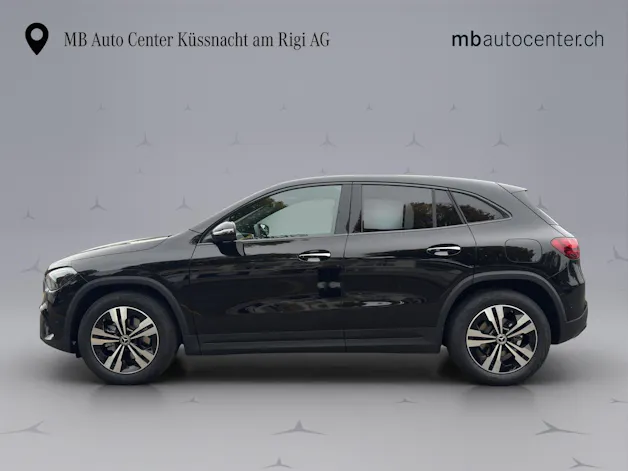 MERCEDES-BENZ GLA 200 Progressive