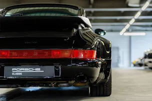 PORSCHE 911 Turbo Coupé