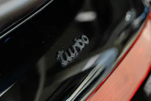 PORSCHE 911 Turbo Coupé