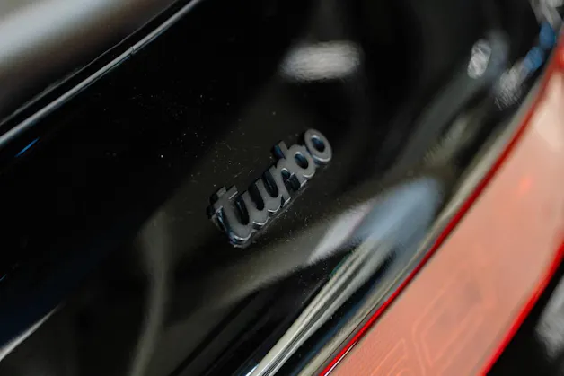 PORSCHE 911 Turbo Coupé
