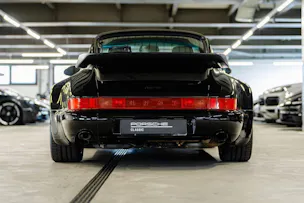 PORSCHE 911 Turbo Coupé