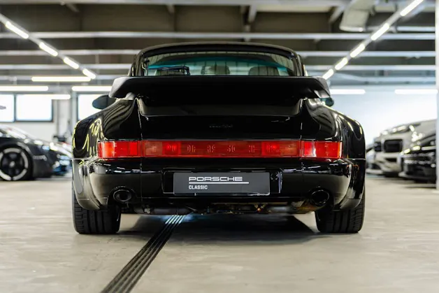 PORSCHE 911 Turbo Coupé