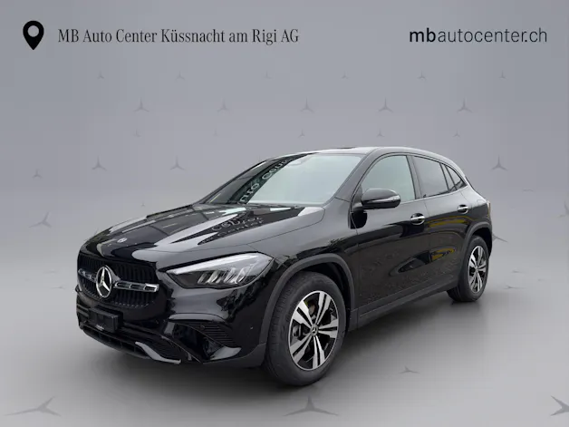 MERCEDES-BENZ GLA 200 Progressive