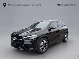 MERCEDES-BENZ GLA 200 Progressive