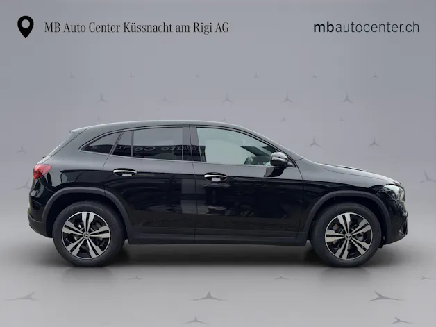 MERCEDES-BENZ GLA 200 Progressive