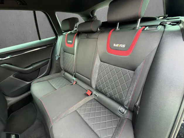 SKODA Octavia Combi 2.0 TSI RS DSG