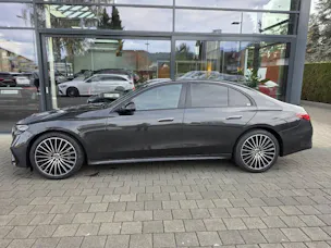 MERCEDES-BENZ E 200 4Matic AMG Line
