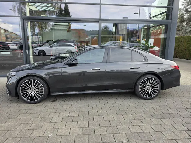 MERCEDES-BENZ E 200 4Matic AMG Line