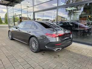 MERCEDES-BENZ E 200 4Matic AMG Line
