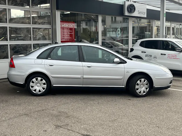 CITROEN C5 2.0i 16V Exclusive