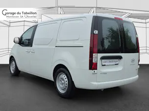 HYUNDAI Staria 84 kWh EV Cargo Amplia 450 kms autonomie