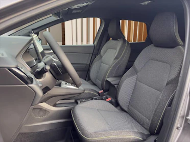 MITSUBISHI GRANDIS 9