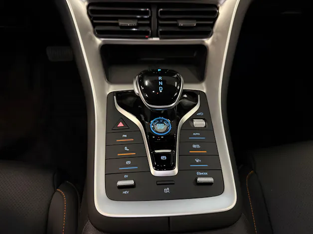 BYD Sealion 5 DM-i Design