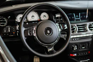 Rolls Royce ROLLS-ROYCE Dawn 6.6 V12 Black Badge