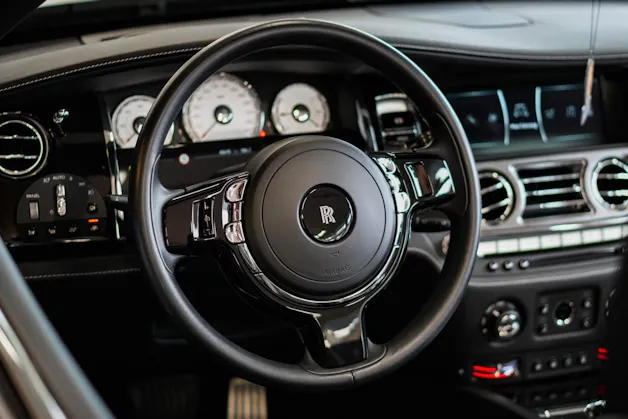 Rolls Royce ROLLS-ROYCE Dawn 6.6 V12 Black Badge
