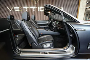 Rolls Royce ROLLS-ROYCE Dawn 6.6 V12 Black Badge