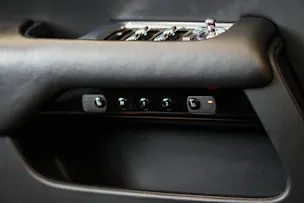 Rolls Royce ROLLS-ROYCE Dawn 6.6 V12 Black Badge