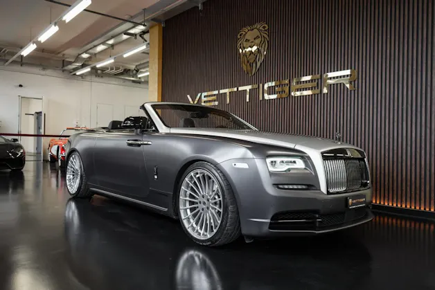 Rolls Royce ROLLS-ROYCE Dawn 6.6 V12 Black Badge