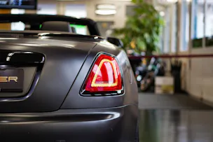 Rolls Royce ROLLS-ROYCE Dawn 6.6 V12 Black Badge