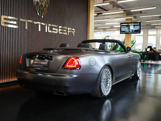 Rolls Royce ROLLS-ROYCE Dawn 6.6 V12 Black Badge