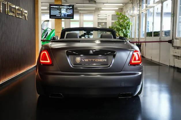 Rolls Royce ROLLS-ROYCE Dawn 6.6 V12 Black Badge
