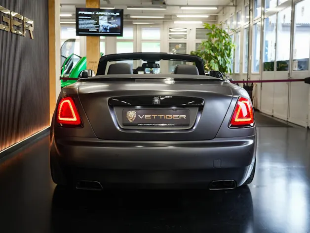 Rolls Royce ROLLS-ROYCE Dawn 6.6 V12 Black Badge