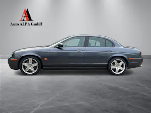Jaguar JAGUAR S-Type R 4.2 V8 SUPERCHARGED – BRITISCHE ELEGANZ MIT V8-KRAFT | R-AUSFÜHRUNG |