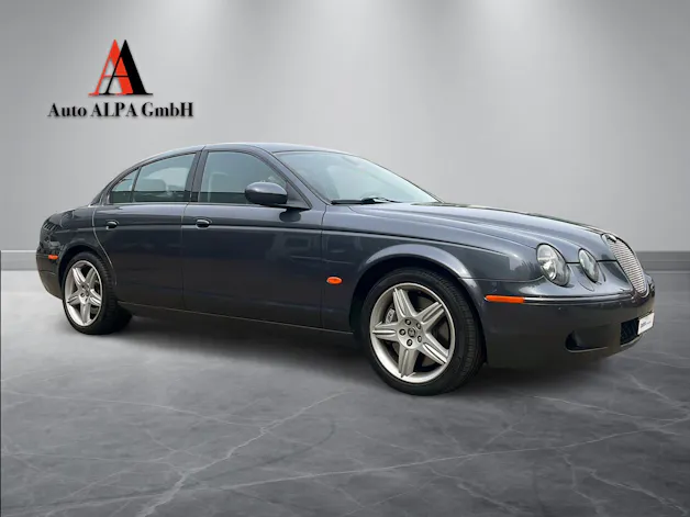 Jaguar JAGUAR S-Type R 4.2 V8 SUPERCHARGED – BRITISCHE ELEGANZ MIT V8-KRAFT | R-AUSFÜHRUNG |