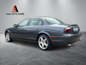 Jaguar JAGUAR S-Type R 4.2 V8 SUPERCHARGED – BRITISCHE ELEGANZ MIT V8-KRAFT | R-AUSFÜHRUNG |