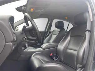 Jaguar JAGUAR S-Type R 4.2 V8 SUPERCHARGED – BRITISCHE ELEGANZ MIT V8-KRAFT | R-AUSFÜHRUNG |