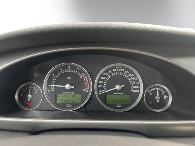 Jaguar JAGUAR S-Type R 4.2 V8 SUPERCHARGED – BRITISCHE ELEGANZ MIT V8-KRAFT | R-AUSFÜHRUNG |