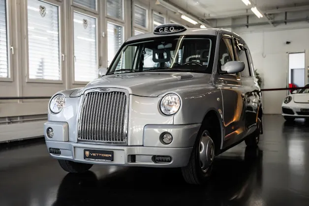 LTI Vehicles Taxi (TX4)