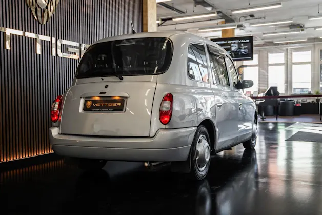 LTI Vehicles Taxi (TX4)