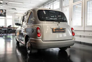 LTI Vehicles Taxi (TX4)