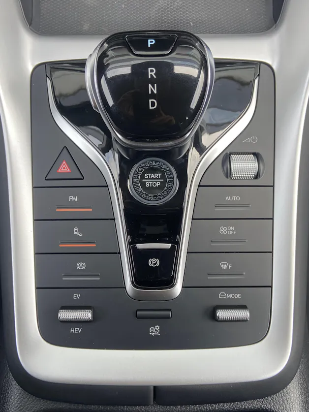 BYD Sealion 5 DM-i Design