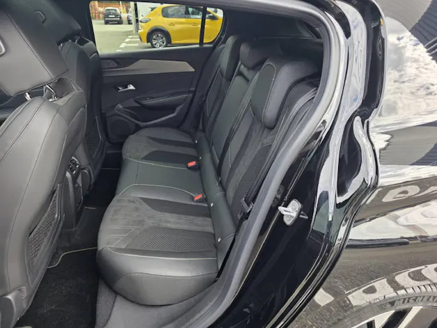 PEUGEOT 308 1.2 Hybrid GT
