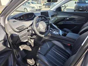 PEUGEOT 3008 1.6 THP Allure