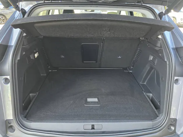 PEUGEOT 3008 1.6 THP Allure