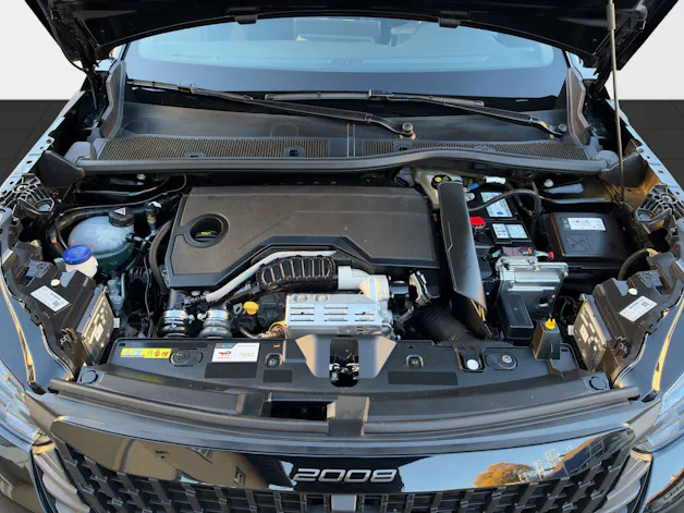 PEUGEOT 2008 1.2 GT Hybrid 145