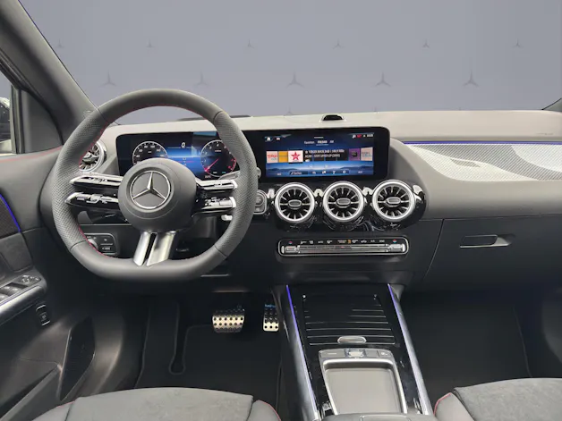 MERCEDES-BENZ GLA-Klasse H247 GLA 250 Swiss Star AMG Line 4matic