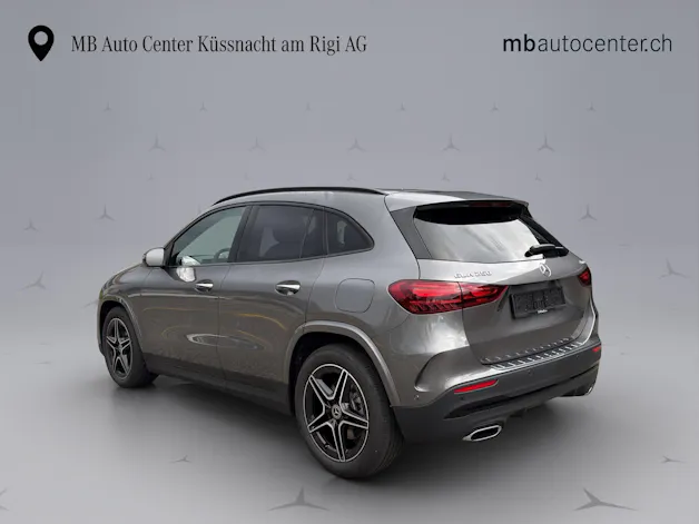 MERCEDES-BENZ GLA-Klasse H247 GLA 250 Swiss Star AMG Line 4matic
