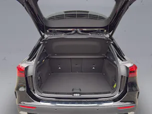 MERCEDES-BENZ GLA 250 Swiss Star AMG Line 4matic