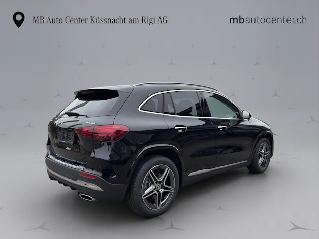 MERCEDES-BENZ GLA 250 Swiss Star AMG Line 4matic
