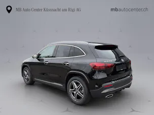 MERCEDES-BENZ GLA 250 Swiss Star AMG Line 4matic