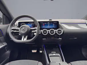 MERCEDES-BENZ GLA 250 Swiss Star AMG Line 4matic