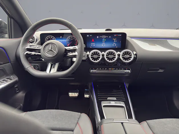 MERCEDES-BENZ GLA-Klasse H247 GLA 250 Swiss Star AMG Line 4matic