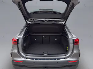 MERCEDES-BENZ GLA 250 Swiss Star AMG Line 4matic