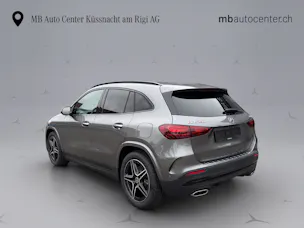 MERCEDES-BENZ GLA 250 Swiss Star AMG Line 4matic